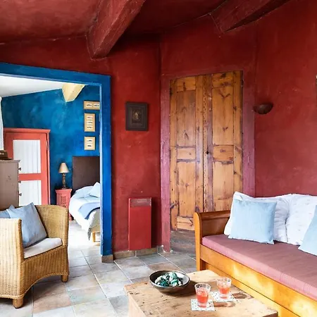 Sleeps 3 Air Con Wifi SantʼAmanza